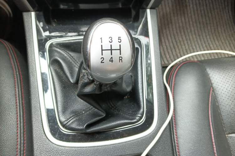 Used Leopaard CS10 2017 1.5T Manual Elite Version Gear Lever