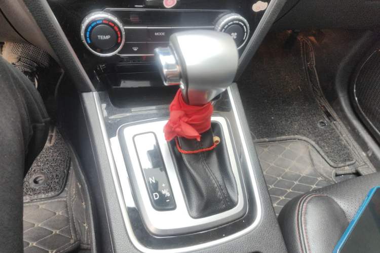 Used Leopaard CS10 2017 2.0T Automatic Urban Version Gear Lever