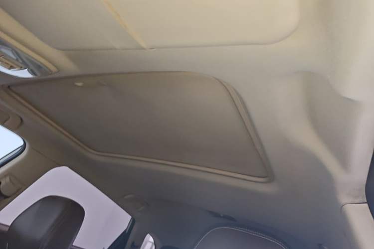 Used Leopaard CS10 2017 1.5T CVT Luxury Model Headliner