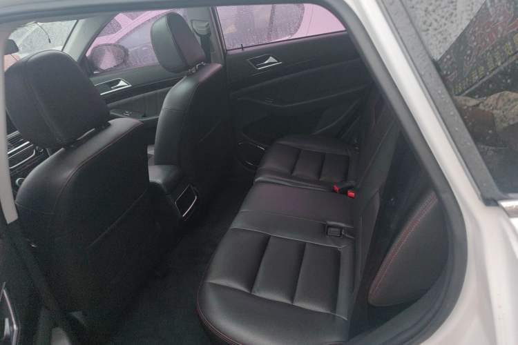 Used Leopaard CS10 2017 2.0T Automatic Urban Version Interior 1