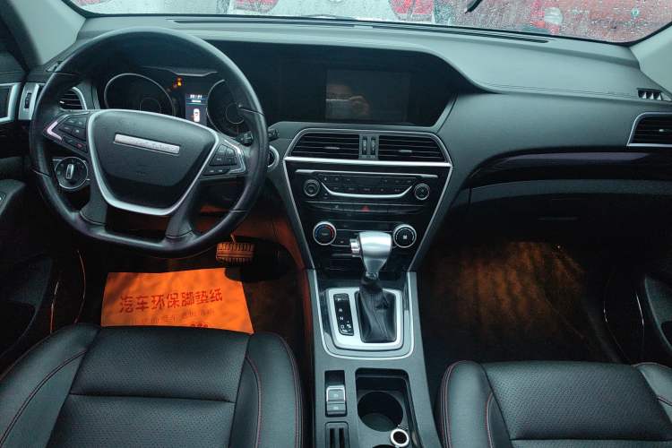 Used Leopaard CS10 2017 2.0T Automatic Urban Version Interior 3