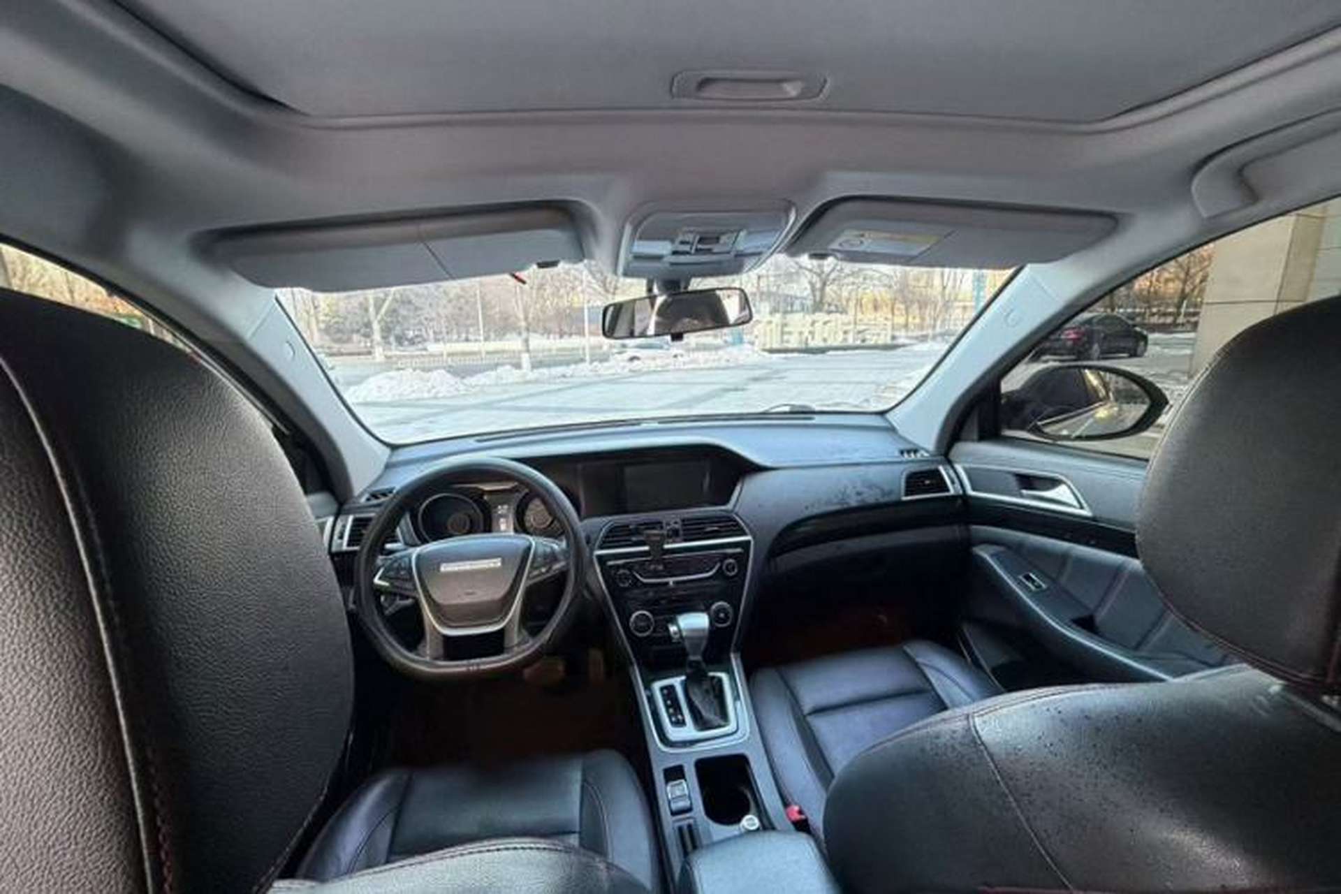 Used Leopaard CS10 2017 2.0T Automatic Urban Version Interior 3