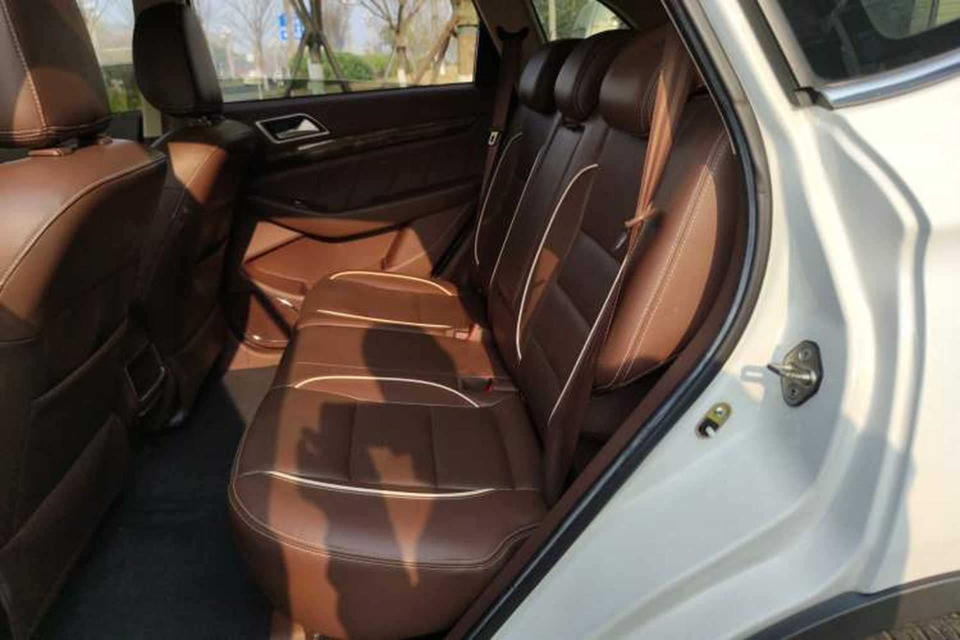 Used Leopaard CS10 2017 2.0T Automatic Urban Version Interior 4