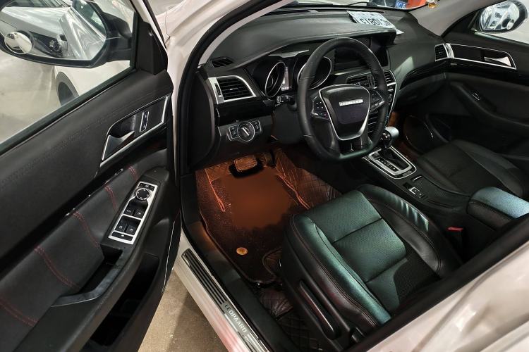 Used Leopaard CS10 2017 1.5T CVT Luxury Model Interior 4
