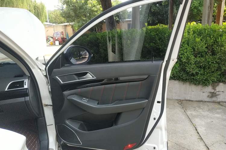 Used Leopaard CS10 2017 2.0T Automatic Luxury Model Interior 5