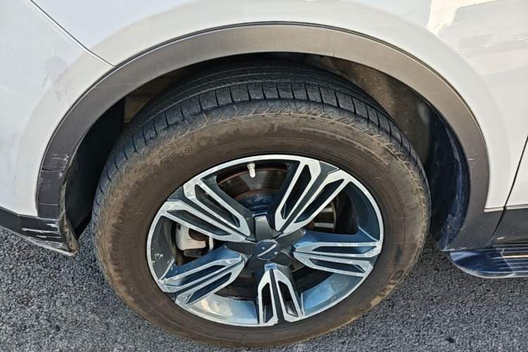 Used Leopaard CS10 2017 2.0T Automatic Luxury Model Left Front Wheel Hub