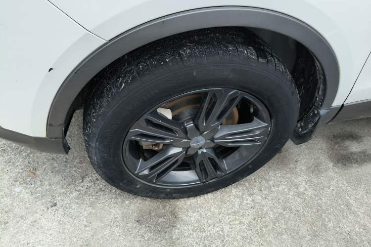 Used Leopaard CS10 2017 2.0T Automatic Urban Version Left Front Wheel Hub