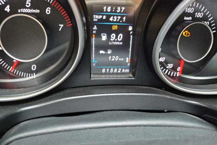 Used Leopaard CS10 2017 1.5T Manual Elite Version Odometer Close Up