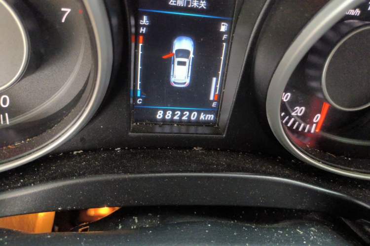 Used Leopaard CS10 2017 2.0T Automatic Urban Version Odometer Close Up