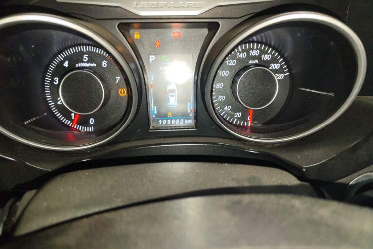Used Leopaard CS10 2017 2.0T Automatic Luxury Edition Odometer Close Up