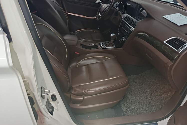 Used Leopaard CS10 2017 1.5T CVT Luxury Model Right Front Seat