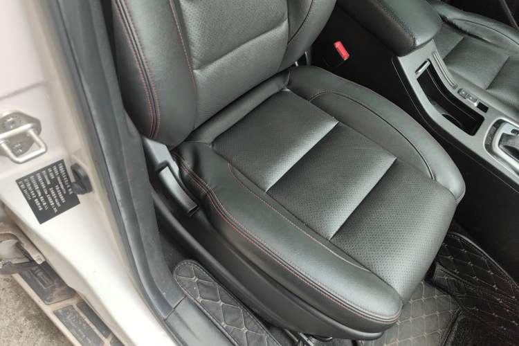 Used Leopaard CS10 2017 2.0T Automatic Urban Version Right Front Seat