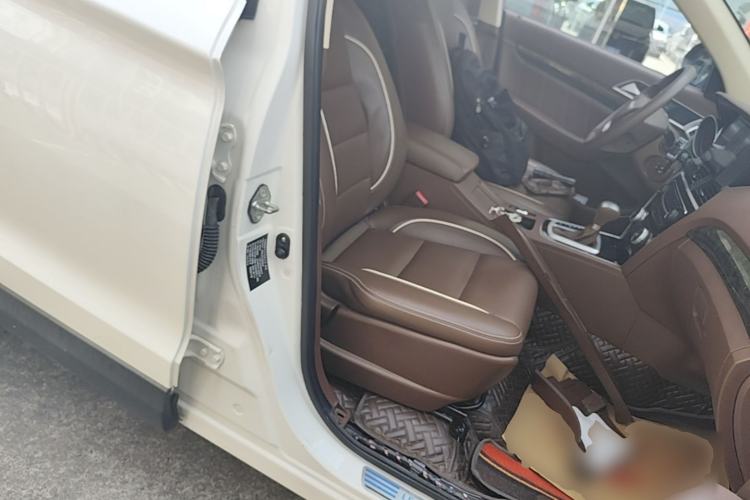 Used Leopaard CS10 2017 1.5T CVT Elite Model Right Front Seat