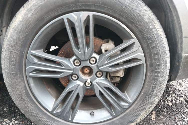 Used Leopaard CS10 2017 1.5T Manual Elite Version Right Front Wheel Hub