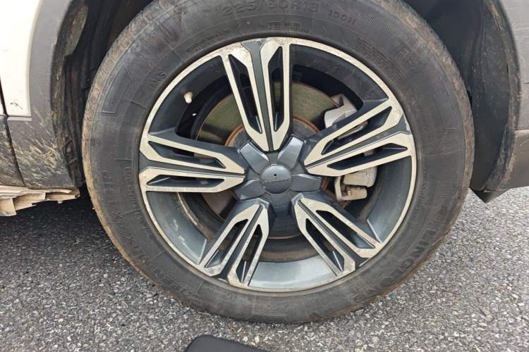 Used Leopaard CS10 2017 2.0T Manual Excellence Edition Right Front Wheel Hub