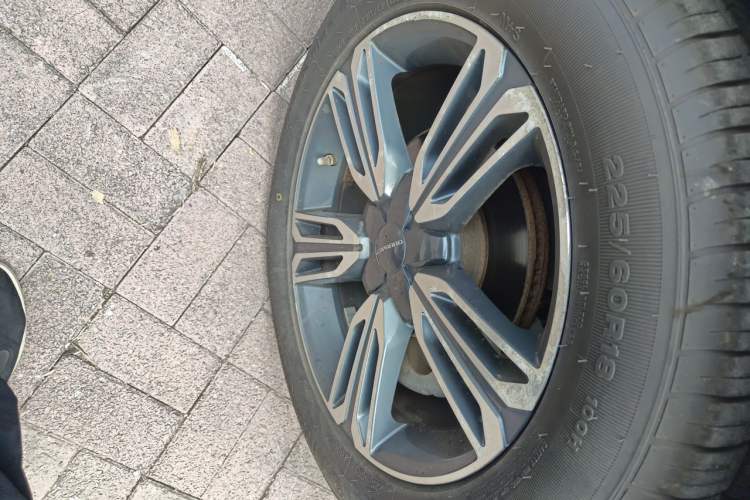 Used Leopaard CS10 2017 2.0T Automatic Luxury Model Right Front Wheel Hub