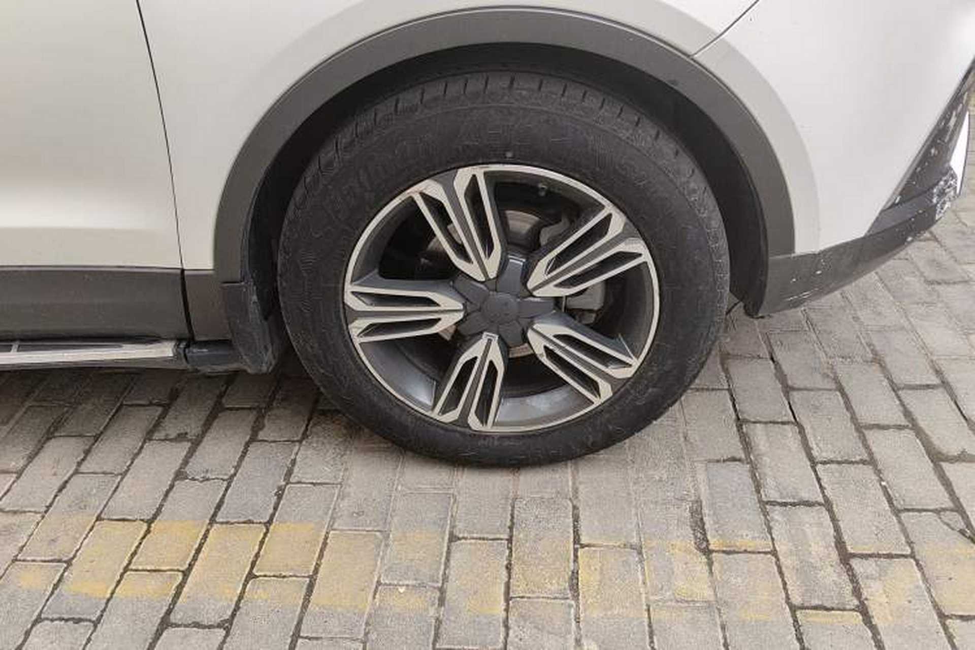Used Leopaard CS10 2017 2.0T Automatic Luxury Model Right Front Wheel Hub