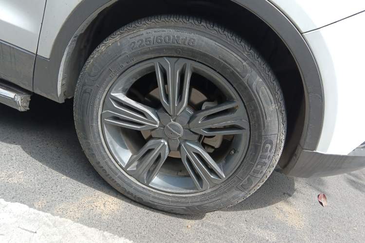 Used Leopaard CS10 2017 2.0T Automatic Urban Version Right Front Wheel Hub