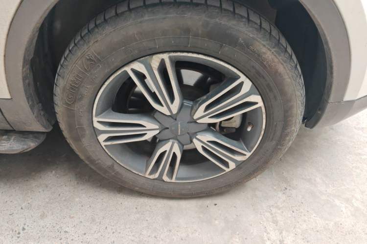 Used Leopaard CS10 2017 2.0T Automatic Luxury Model Right Front Wheel Hub