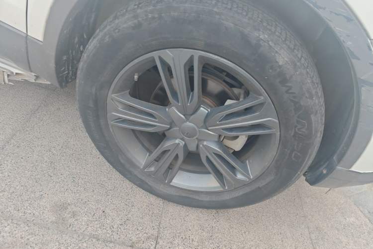 Used Leopaard CS10 2017 2.0T Manual New Elite Version Right Front Wheel Hub
