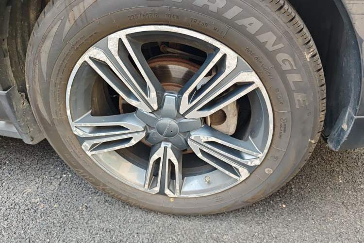 Used Leopaard CS10 2017 2.0T Manual Excellence Edition Right Front Wheel Hub