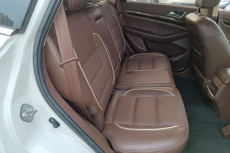 Used Leopaard CS10 2017 1.5T CVT Luxury Model Right Rear Seat