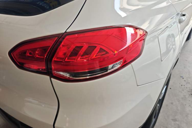 Used Leopaard CS10 2017 1.5T Manual Prestige Model Right Rear Taillight