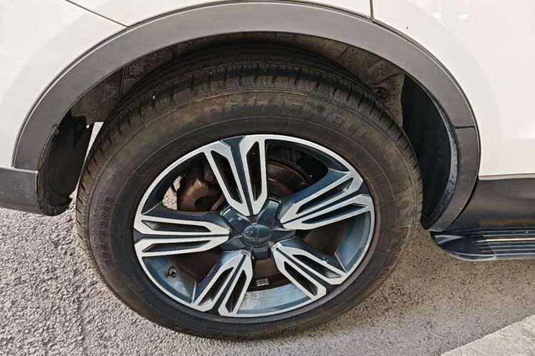 Used Leopaard CS10 2017 2.0T Automatic Luxury Model Right Rear Wheel Hub