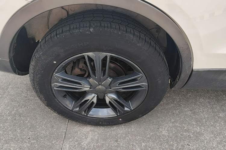 Used Leopaard CS10 2017 1.5T CVT Elite Model Right Rear Wheel Hub