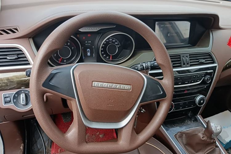 Used Leopaard CS10 2017 1.5T Manual Elite Version Steering Wheel