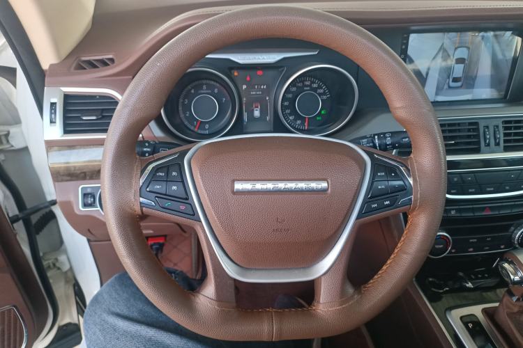 Used Leopaard CS10 2017 2.0T Automatic Urban Version Steering Wheel