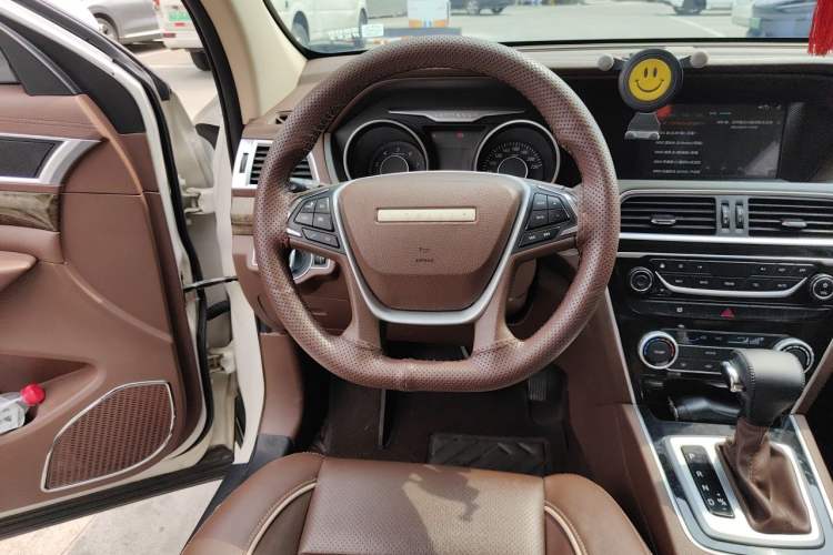 Used Leopaard CS10 2017 2.0T Automatic Urban Version Steering Wheel
