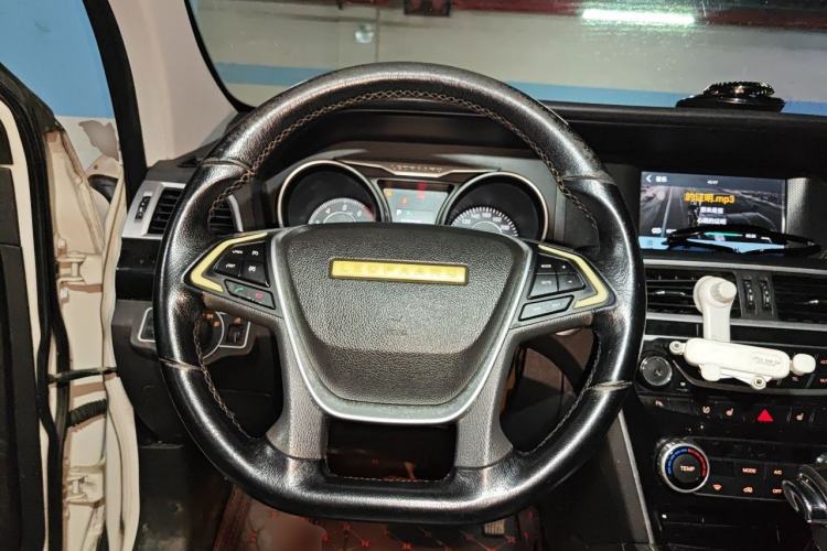 Used Leopaard CS10 2017 2.0T Automatic Luxury Edition Steering Wheel