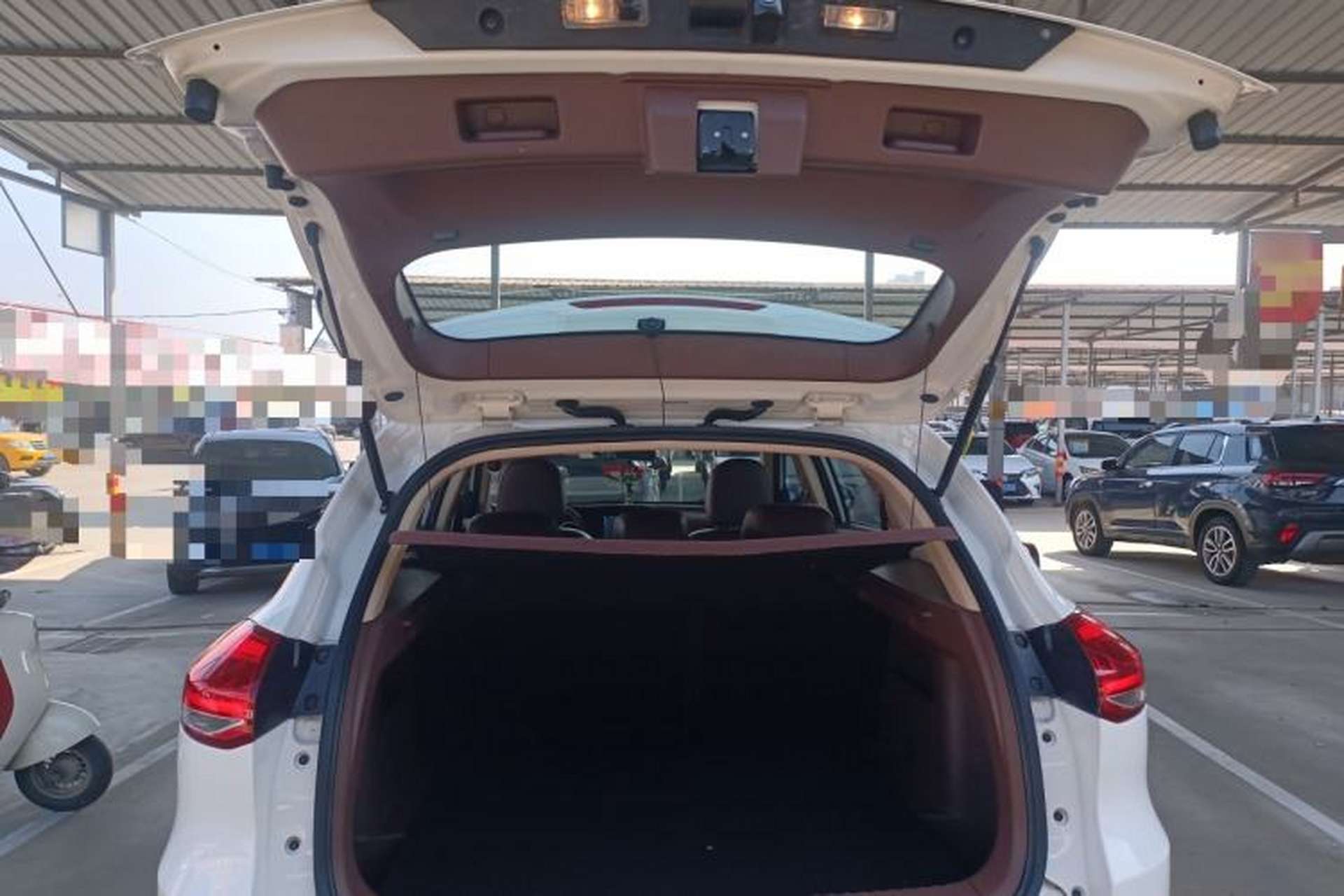 Used Leopaard CS10 2017 2.0T Automatic Urban Version Trunk