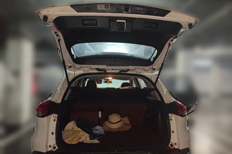 Used Leopaard CS10 2017 2.0T Manual Fashion Edition Trunk