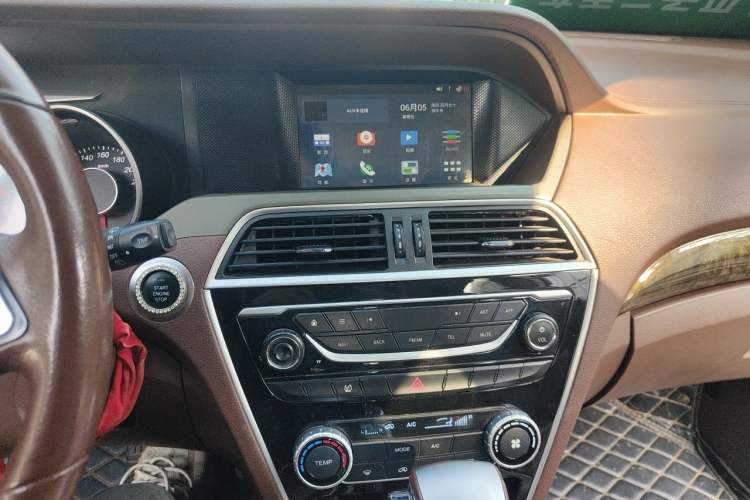 Used Leopaard CS10 2017 2.0T Automatic Urban Version Audio And AC Panel