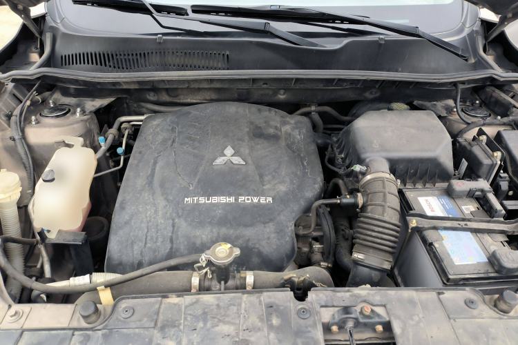 Used Leopaard CS10 2017 2.0T Automatic Urban Version Engine Bay