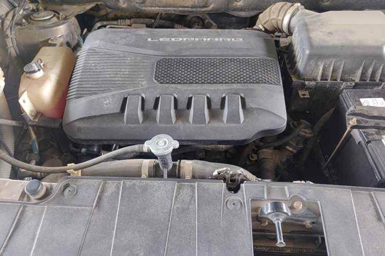 Used Leopaard CS10 2017 1.5T CVT Elite Model Engine Bay