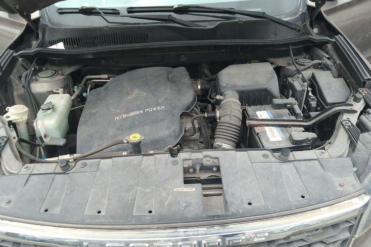 Used Leopaard CS10 2017 2.0T Automatic Urban Version Engine Bay
