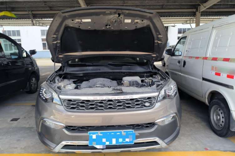 Used Leopaard CS10 2017 2.0T Automatic Urban Version Engine Bay
