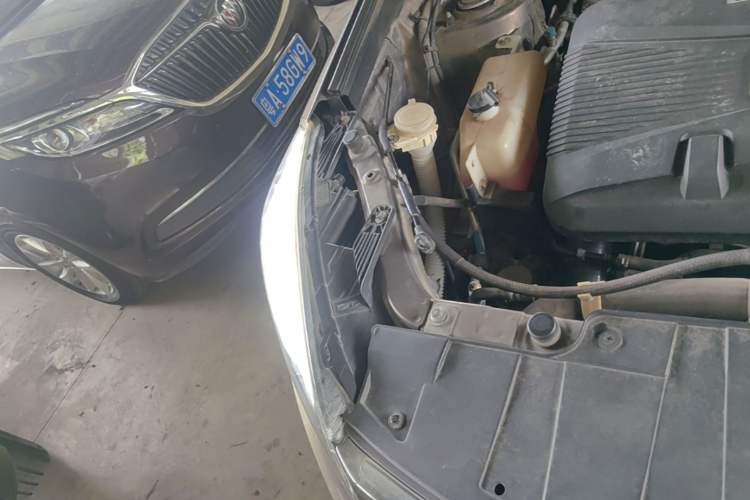 Used Leopaard CS10 2017 1.5T CVT Elite Model Engine Bay Right
