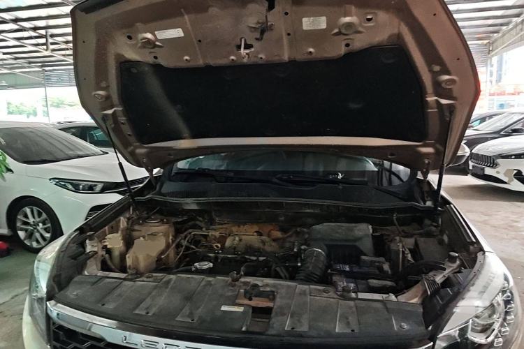 Used Leopaard CS10 2017 2.0T Automatic Luxury Edition Engine Bay