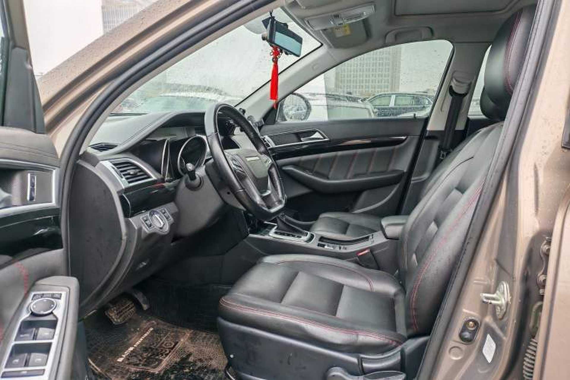 Used Leopaard CS10 2017 2.0T Automatic Urban Version Interior 1
