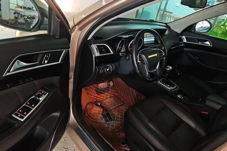 Used Leopaard CS10 2017 2.0T Automatic Luxury Edition Interior 3