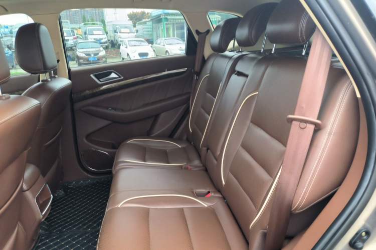 Used Leopaard CS10 2017 2.0T Automatic Urban Version Interior 4