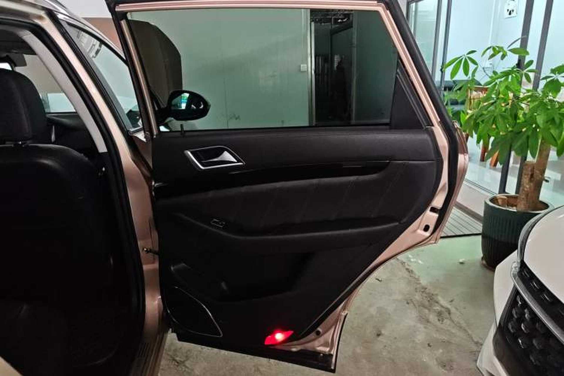 Used Leopaard CS10 2017 2.0T Automatic Luxury Edition Interior 6