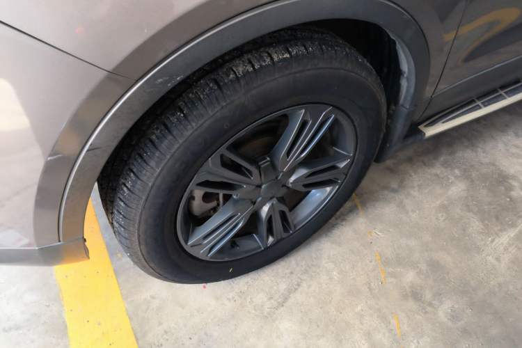 Used Leopaard CS10 2017 2.0T Automatic Urban Version Left Front Wheel Hub