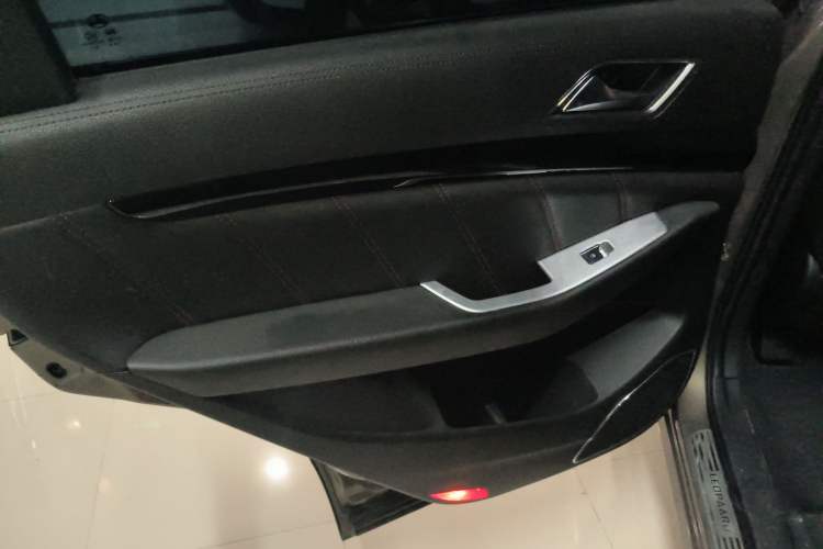 Used Leopaard CS10 2017 1.5T CVT Elite Model Left Rear Door Interior