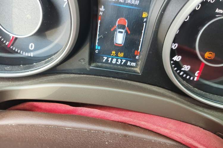 Used Leopaard CS10 2017 2.0T Automatic Urban Version Odometer Close Up