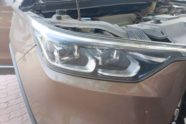 Used Leopaard CS10 2017 1.5T CVT Flagship Model Right Front Headlight